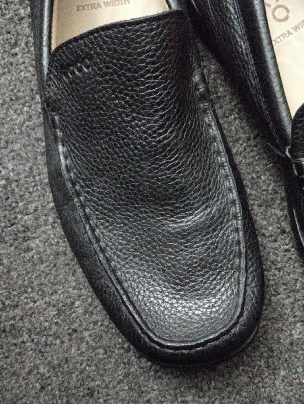 Ecco soft pebbled
